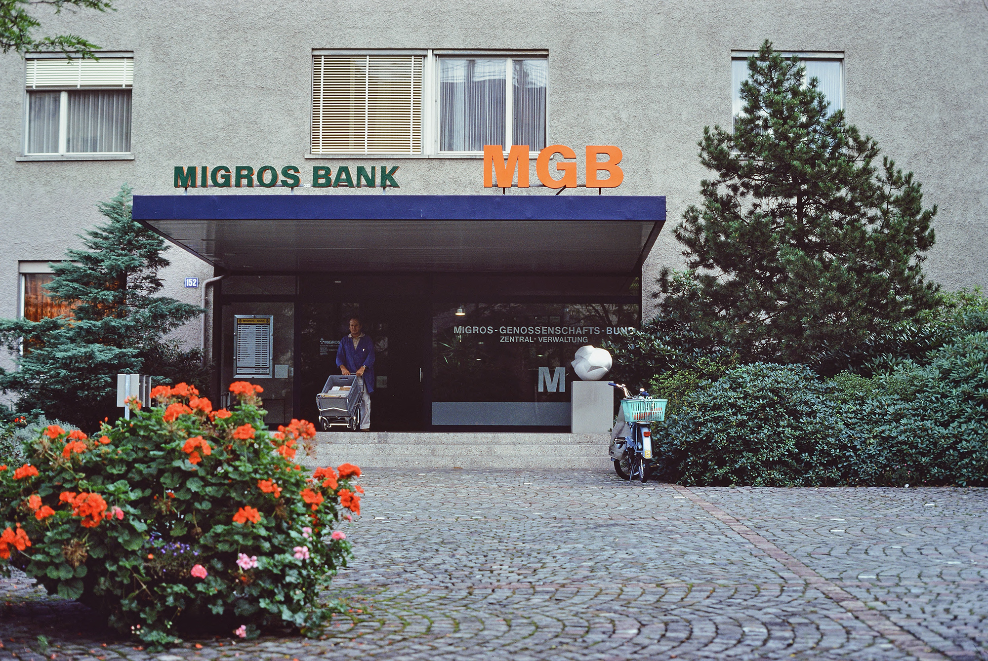 Ursprüngliche Migros Bank Filiale